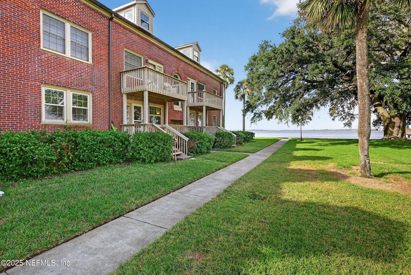 1568 Palm Ave #1568, Jacksonville, FL 32207