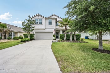 15694 Chir Pine Dr, Jacksonville, FL 32218