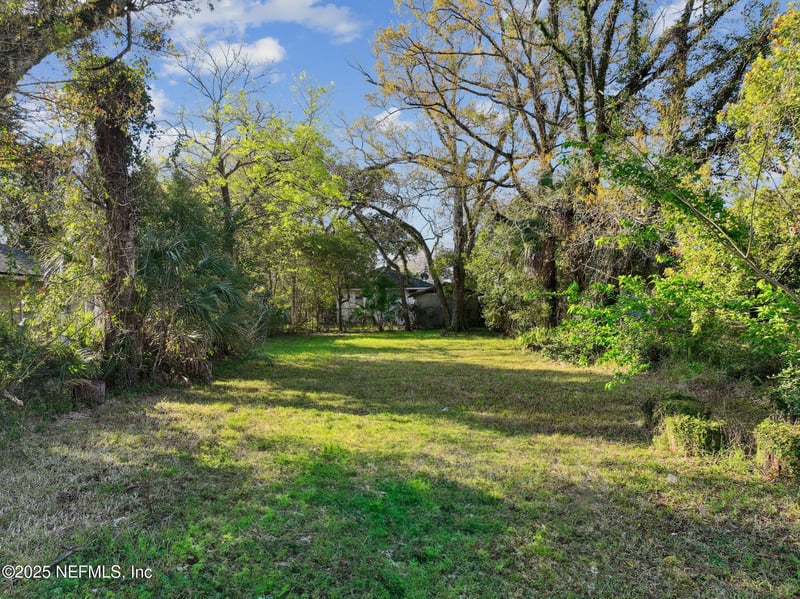 1572 W 7th St W, Jacksonville, FL 32209