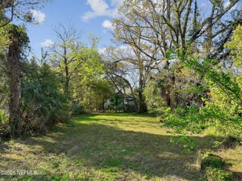 1572 W 7th St W, Jacksonville, FL 32209
