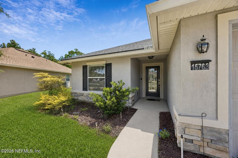 15763 Twin Creek Dr, Jacksonville, FL 32218