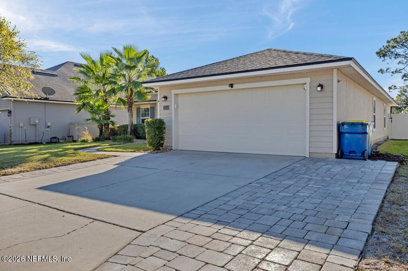15764 Pinyon Ln, Jacksonville, FL 32218