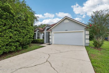 1580 Beecher Ln, Orange Park, FL 32073