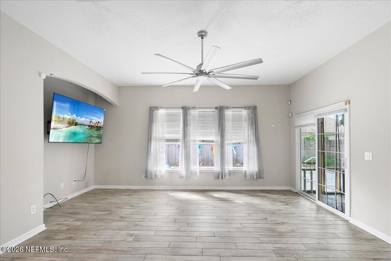 1580 Glen View St, Middleburg, FL 32068
