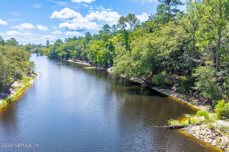 15805 Stokes Rd, Macclenny, FL 32063