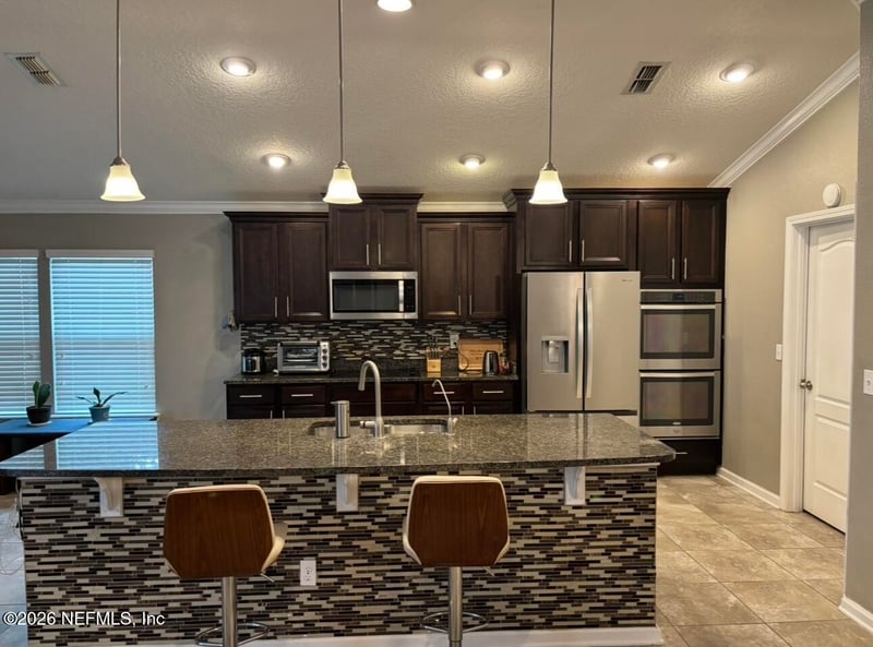 15808 Baxter Creek Dr, Jacksonville, FL 32218