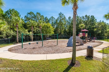 15815 Douglas Lake Dr, Jacksonville, FL 32218