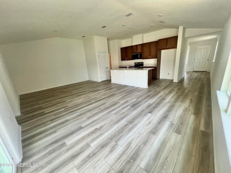 15847 Seaton Hollow Dr, Jacksonville, FL 32218