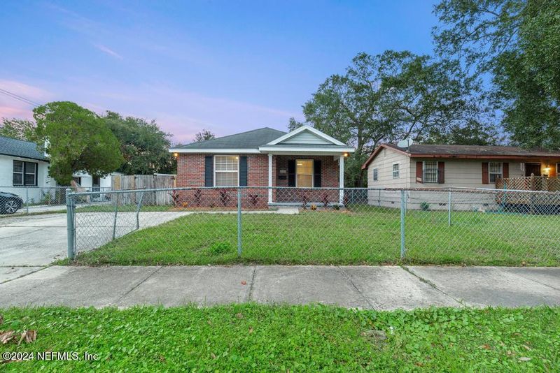 1585 17th St, Jacksonville, FL 32209