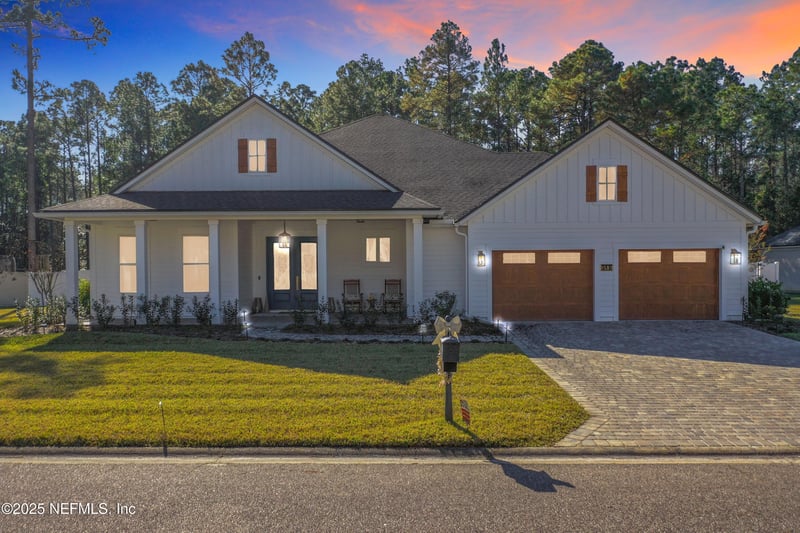 1589 Green Moss Ln, Orange Park, FL 32065