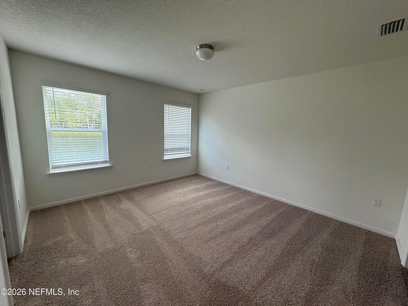 15898 Seaton Hollow Dr, Jacksonville, FL 32218