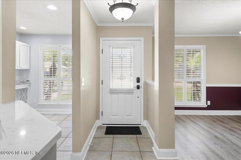 1594 Point Park Dr E, Jacksonville, FL 32225