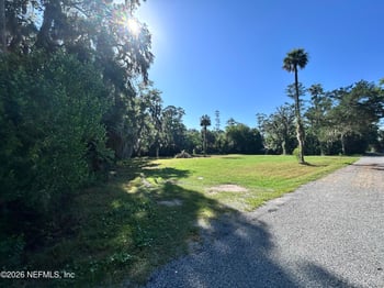 16 Palm Ln, Palm Valley, FL 32082