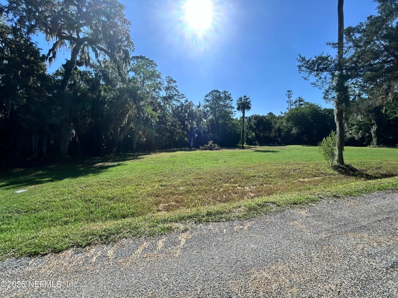16 Palm Ln, Palm Valley, FL 32082