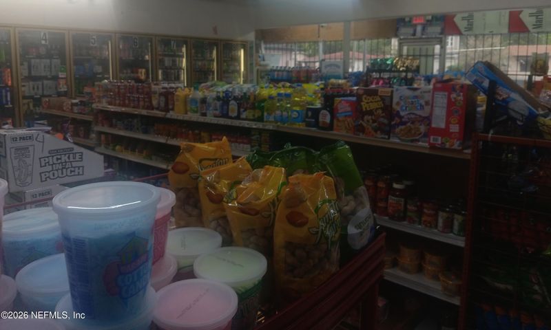 160 N Arlington Rd, Jacksonville, FL 32211