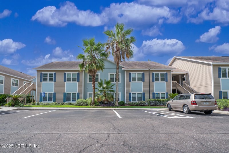 1601 Nectarine St #F5, Fernandina Beach, FL 32034