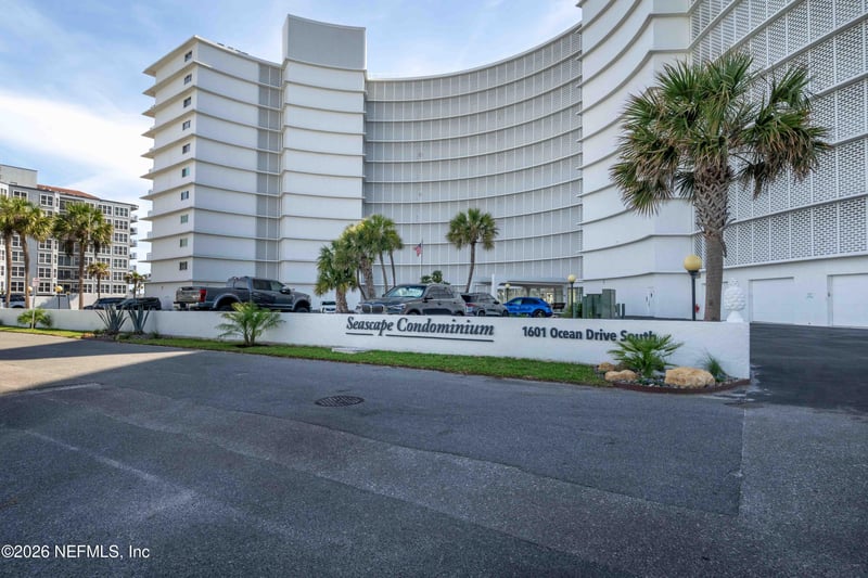 1601 Ocean Dr S #203, Jacksonville Beach, FL 32250
