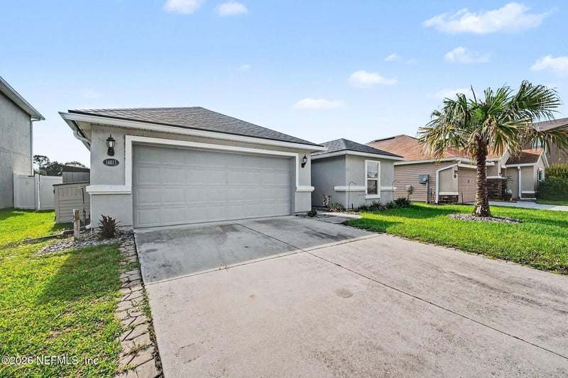 16013 Hutton Ln, Jacksonville, FL 32218