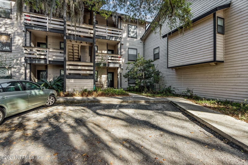 1604 Arcadia Dr #105, Jacksonville, FL 32207