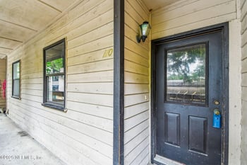 1604 Arcadia Dr #110, Jacksonville, FL 32207