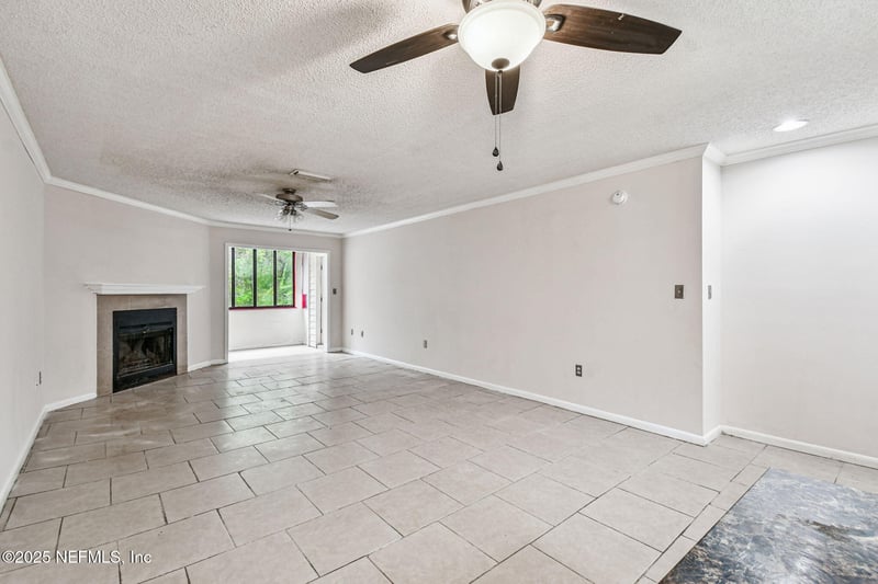 1604 Arcadia Dr #110, Jacksonville, FL 32207