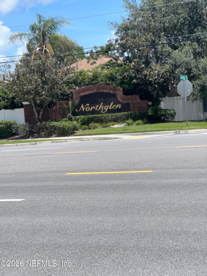 1610 Northglen Cir, Middleburg, FL 32068