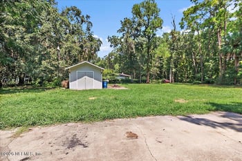 1611 Howard Rd, Jacksonville, FL 32218