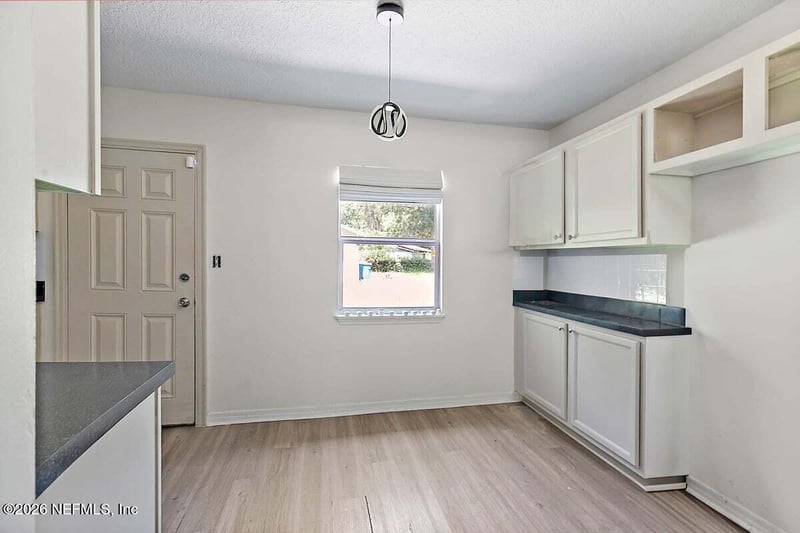 1611 Howard Rd, Jacksonville, FL 32218