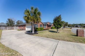 1612 Kilchurn Rd, Jacksonville, FL 32221
