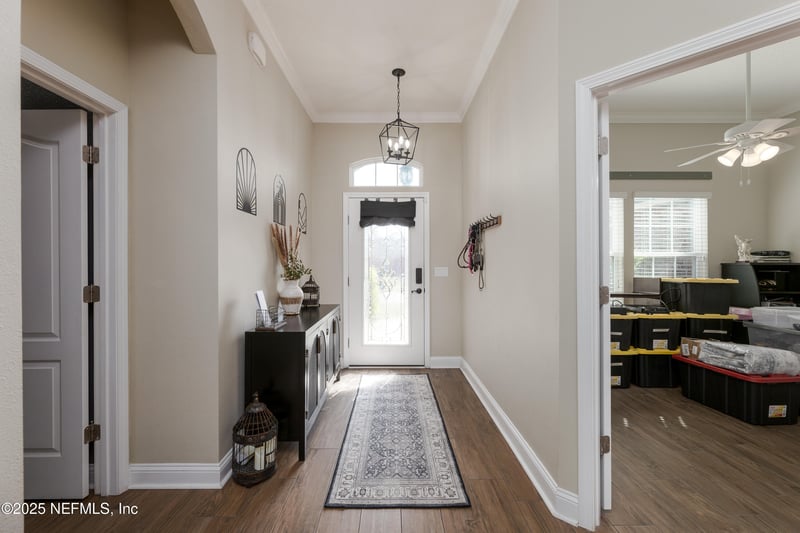 1612 Kilchurn Rd, Jacksonville, FL 32221