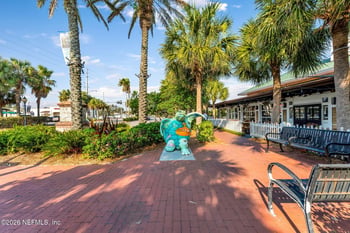 1614 Maritime Oak Dr, Atlantic Beach, FL 32233