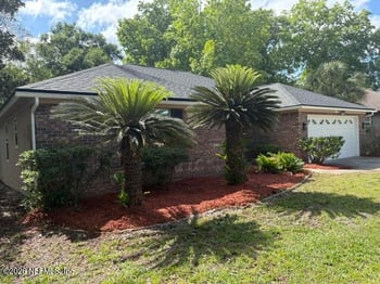 1614 Ponderosa Pine Dr E, Jacksonville, FL 32225