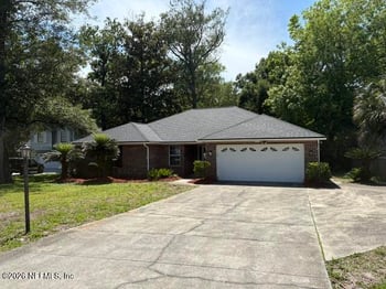 1614 Ponderosa Pine Dr E, Jacksonville, FL 32225
