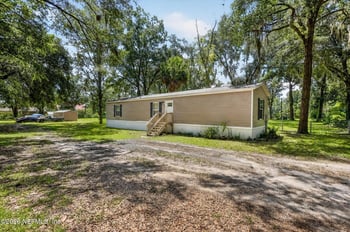 1615 Derito Dr, Jacksonville, FL 32221