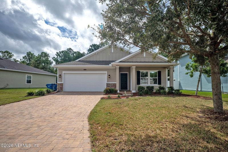 16161 Alison Creek Dr, Jacksonville, FL 32218