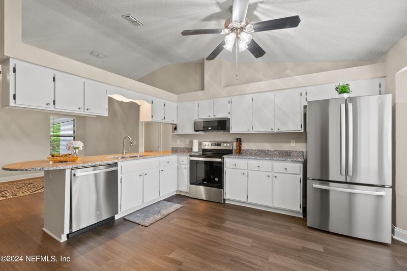 1617 Ibis Dr, Orange Park, FL 32065