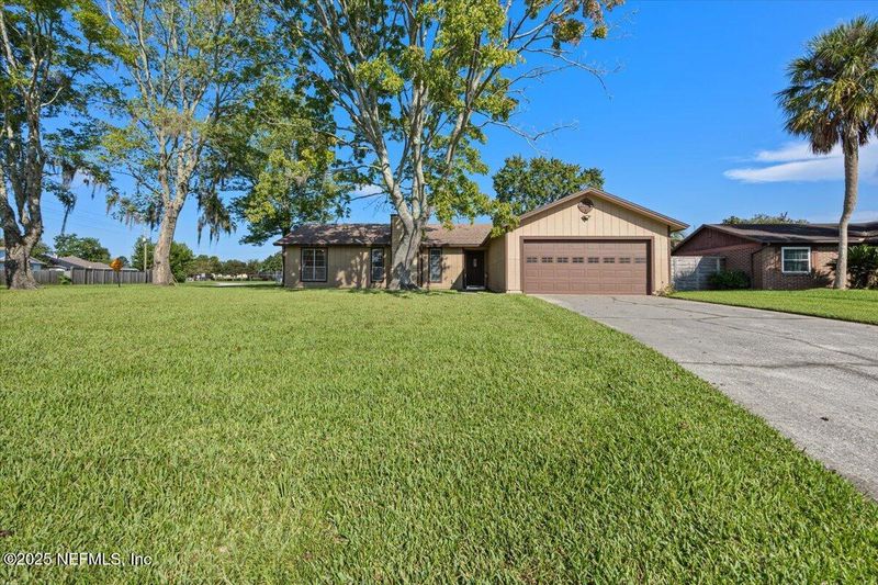 1617 Morningside Dr, Middleburg, FL 32068