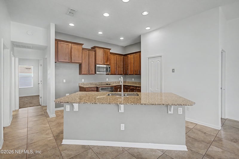 16178 Kayla Cove Ct, Jacksonville, FL 32218