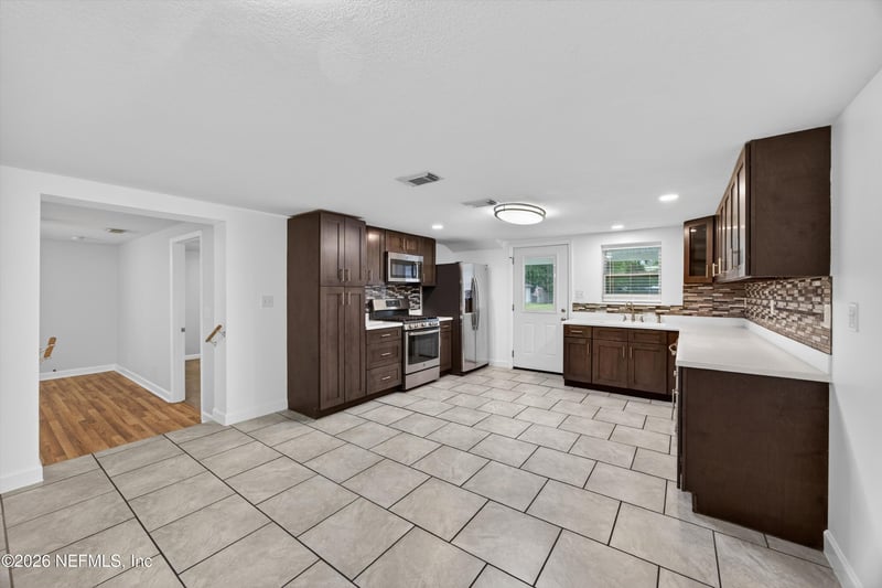1619 Hammond Blvd, Jacksonville, FL 32221