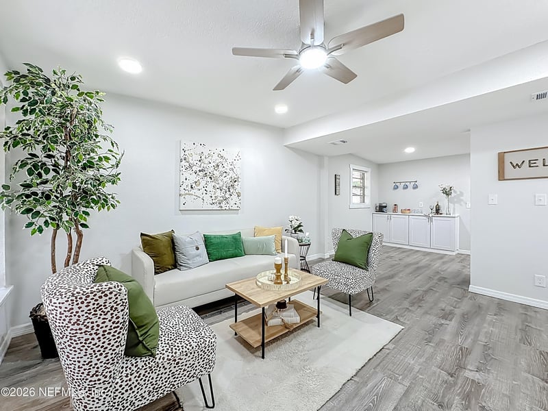 162 E 54th St, Jacksonville, FL 32208