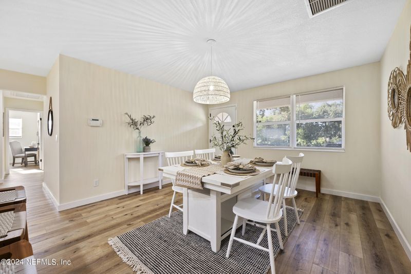 1621 2nd Ave N, Jacksonville Beach, FL 32250