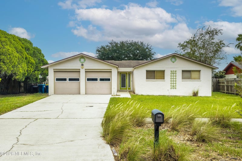 1625 Monument Oaks Dr, Jacksonville, FL 32225