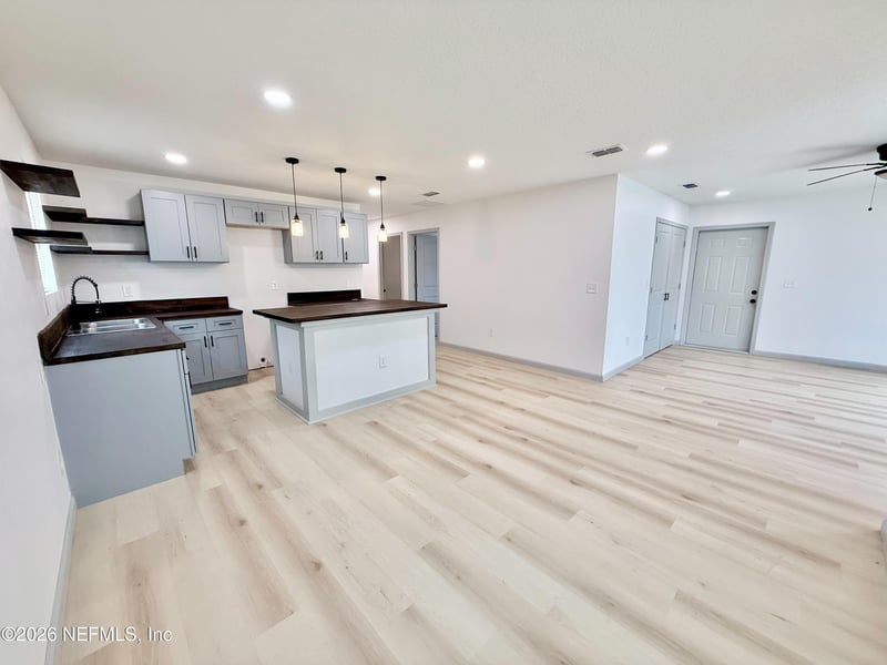 1625 W 27th St, Jacksonville, FL 32209