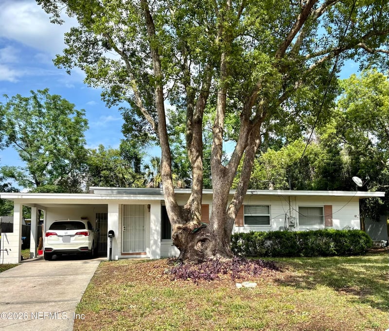 1629 Griflet Rd, Jacksonville, FL 32211