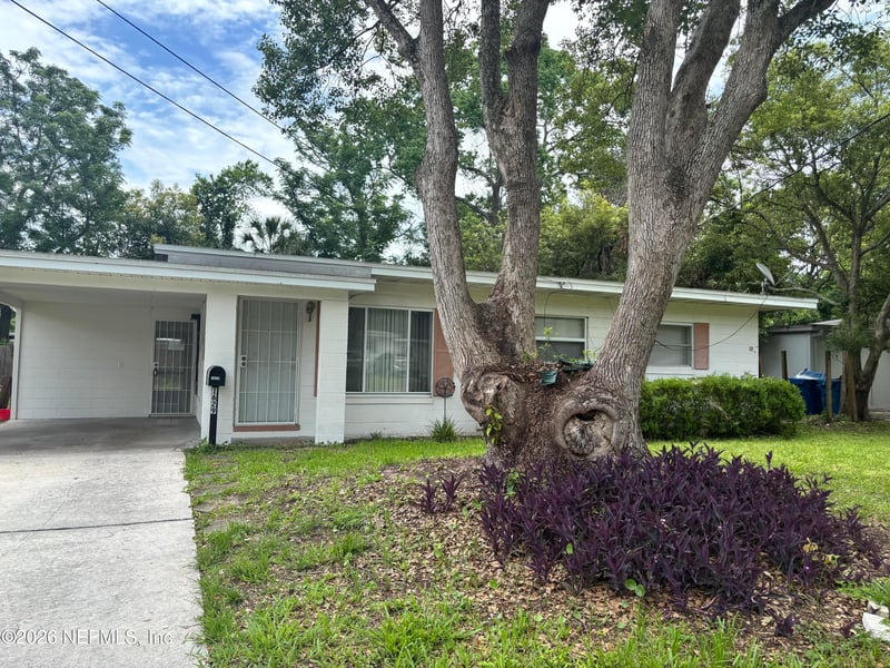 1629 Griflet Rd, Jacksonville, FL 32211