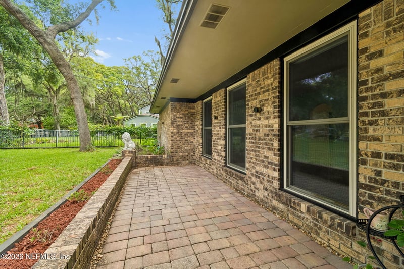 1631 Arrowhead Trl, Neptune Beach, FL 32266