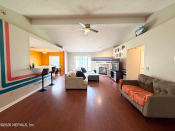1634 Spring Oaks Ln, Jacksonville, FL 32221