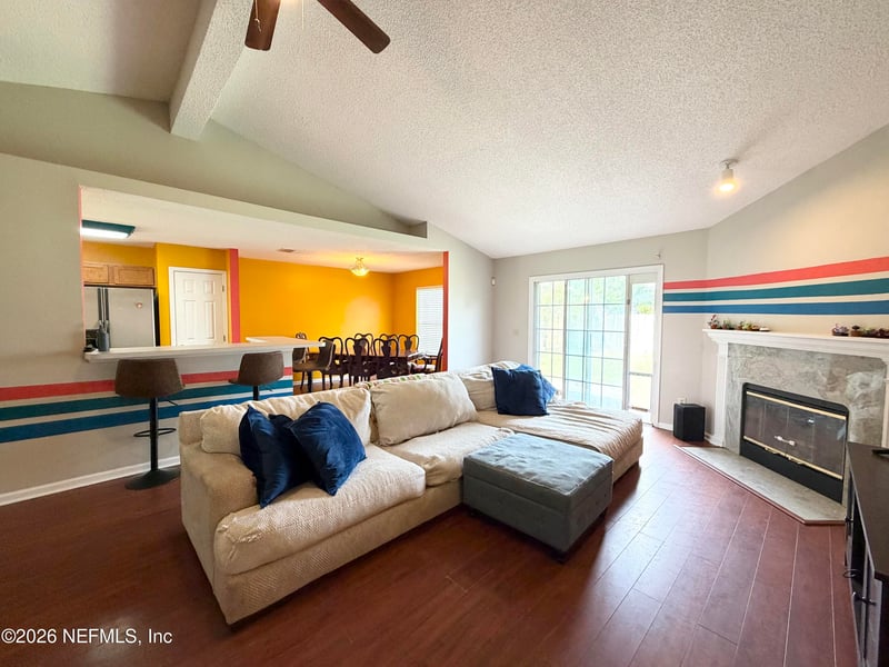 1634 Spring Oaks Ln, Jacksonville, FL 32221