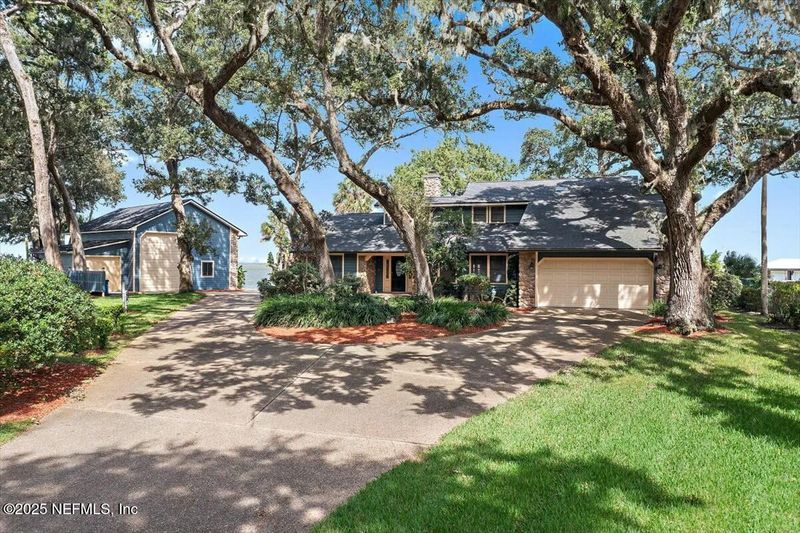 16361 Waterville Rd, Jacksonville, FL 32226