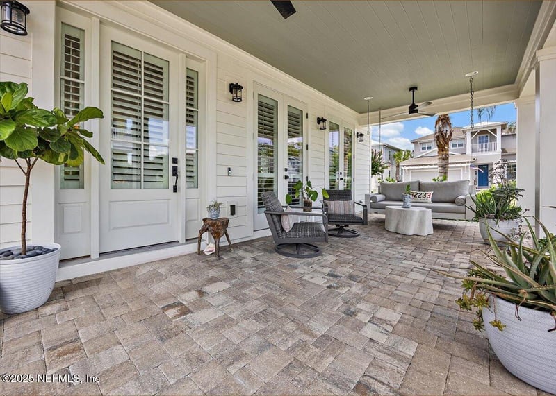 1639 Maritime Oak Dr, Atlantic Beach, FL 32233